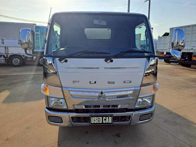 Mitsubishi Fuso Canter 2