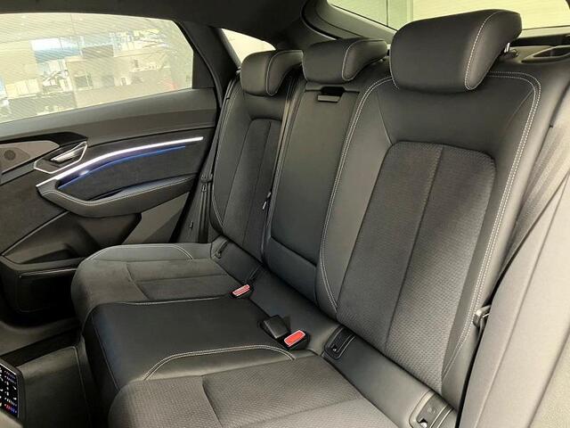 Audi Q8 Sportback e-tron 10