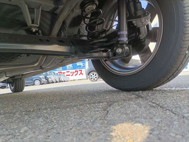 Daihatsu Taft 12