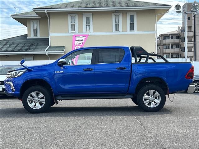 Toyota Hilux 12