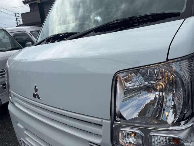 Mitsubishi Minicab Van 9