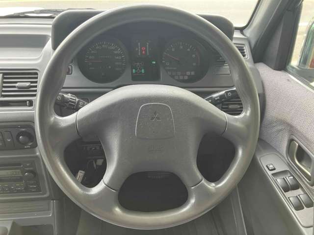 Mitsubishi Pajero 11