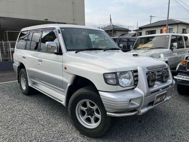 Mitsubishi Pajero 4