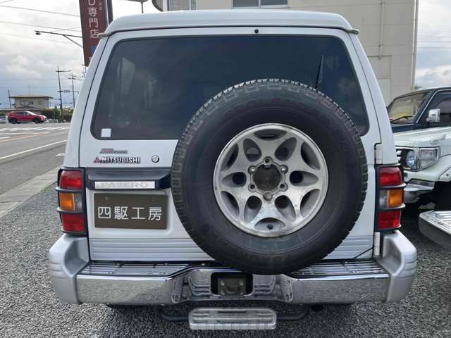 Mitsubishi Pajero 7