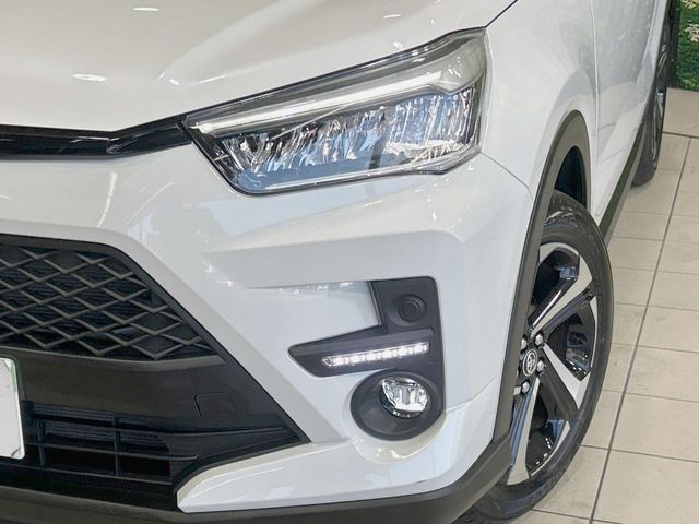 Toyota Raize 12
