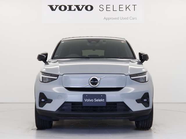 Volvo C40 4