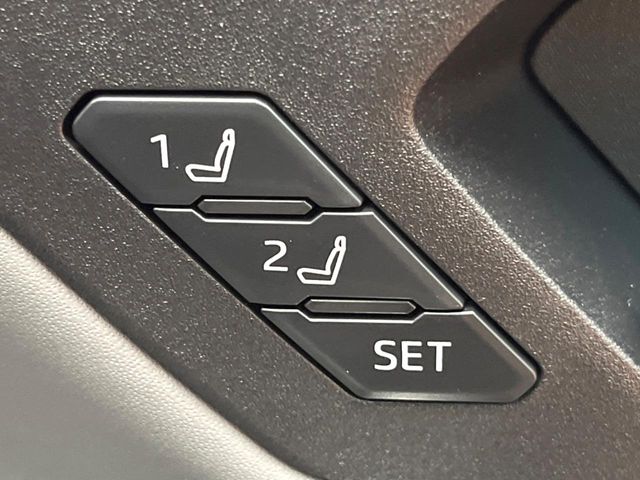 Toyota RAV4 9