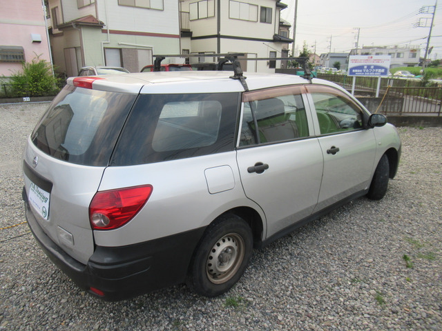 Nissan AD 12