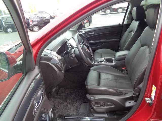 Cadillac SRXCrossover 11