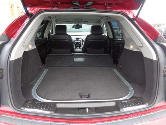 Cadillac SRXCrossover 10