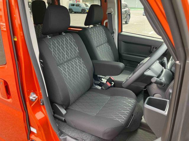 Daihatsu Atrai 11