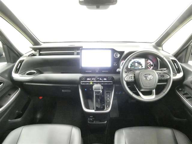 Toyota Noah 12