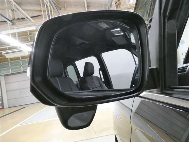Toyota Noah 8