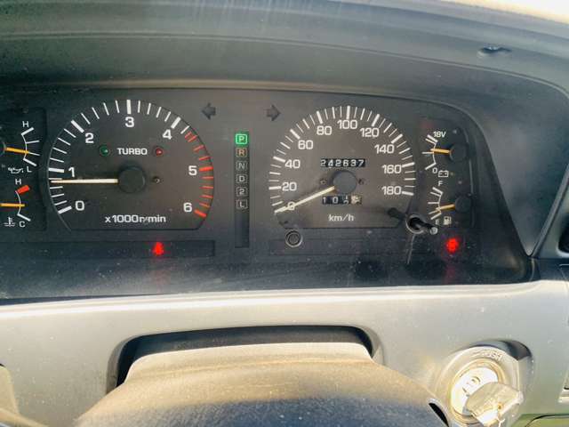 Toyota Land Cruiser 80 9