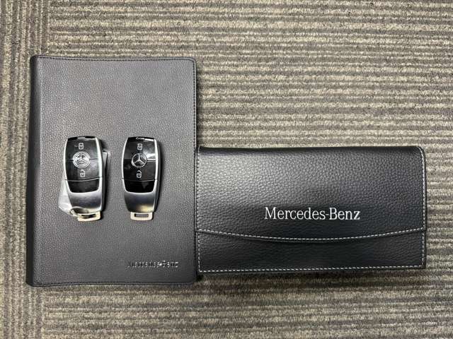 Mercedes-Benz G-Class 12