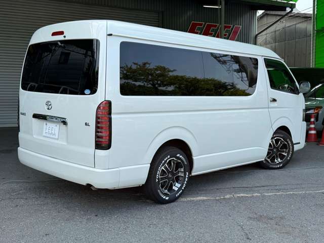 Toyota Hiace 3