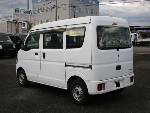 Suzuki Every 9