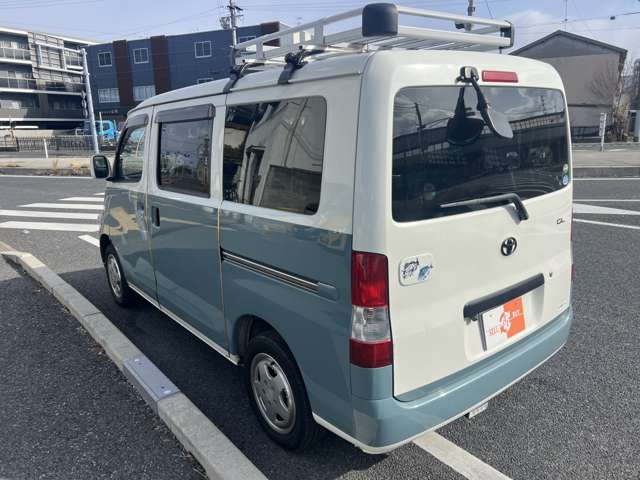 Toyota Town Ace Van 11