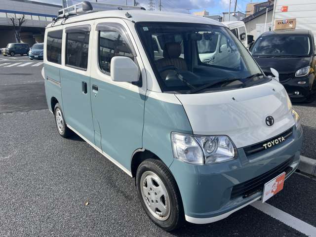 Toyota Town Ace Van 3