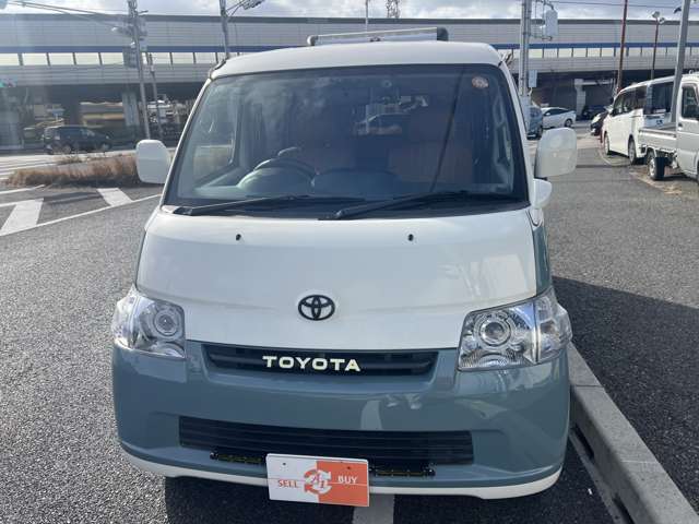 Toyota Town Ace Van 5