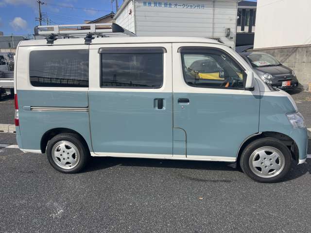 Toyota Town Ace Van 7