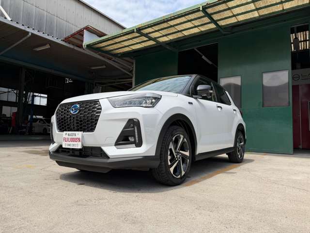 Daihatsu Rocky 8
