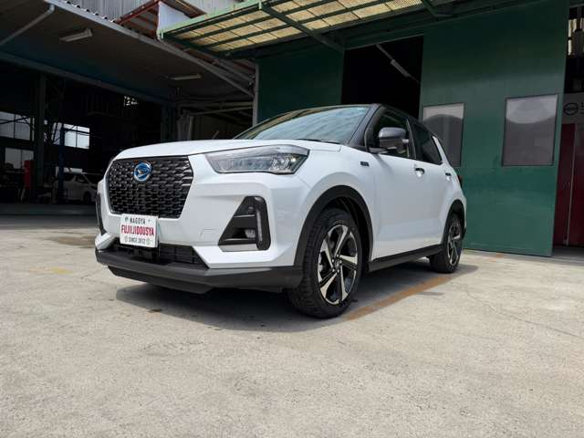 Daihatsu Rocky 10