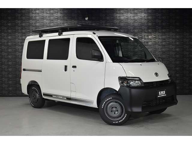 Toyota Town Ace Van 9