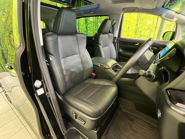 Toyota Vellfire 8