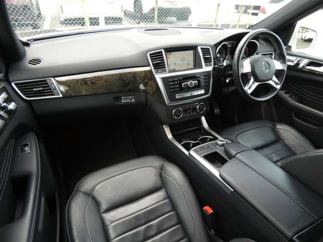 Mercedes-Benz MClass 7
