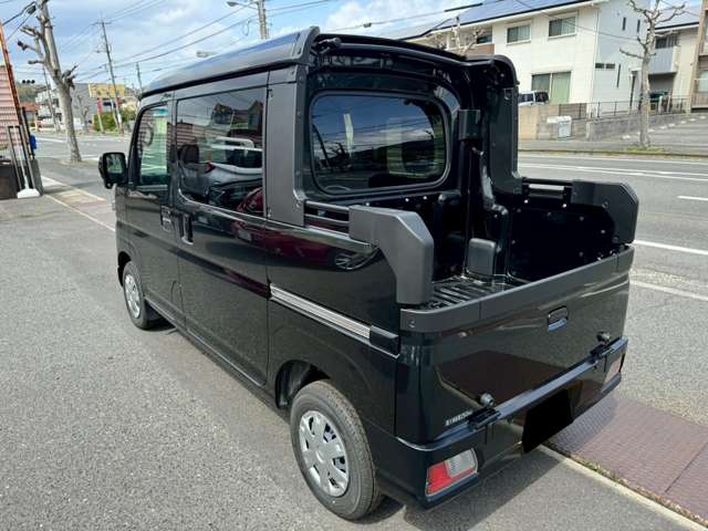 Daihatsu Hijet Deck Van 2
