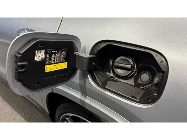 Mercedes-Benz GLA-Class 12