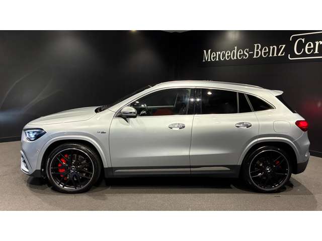 Mercedes-Benz GLA-Class 2