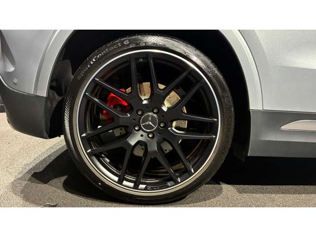 Mercedes-Benz GLA-Class 6