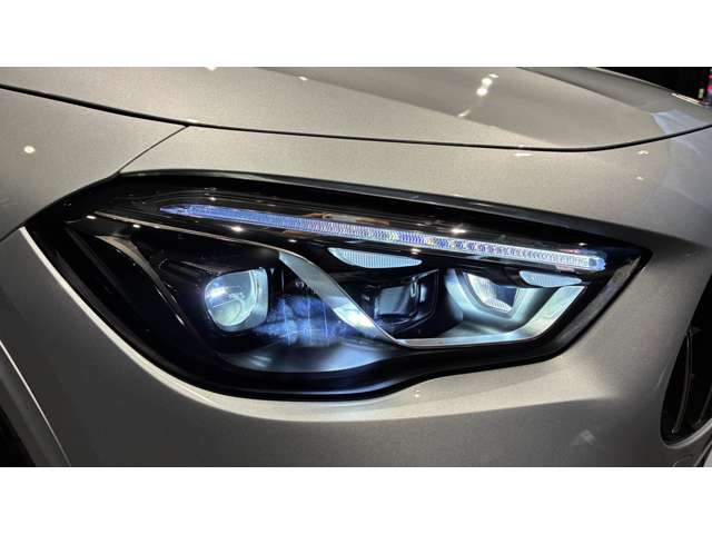 Mercedes-Benz GLA-Class 9