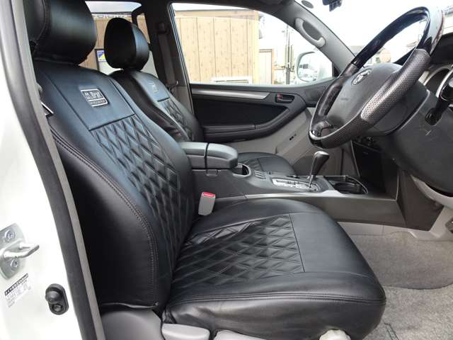 Toyota Hilux Surf 4
