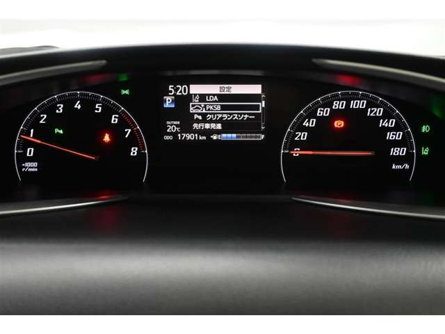 Toyota Sienta 6