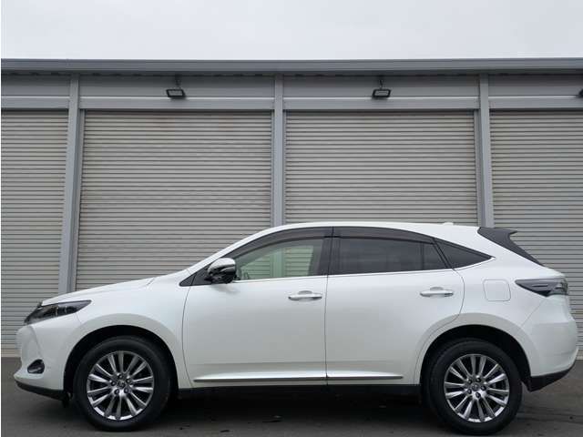 Toyota Harrier 8