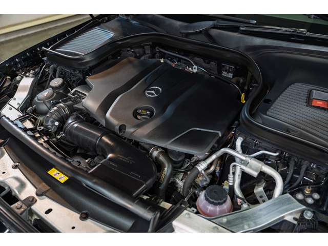 Mercedes-Benz GLC 11