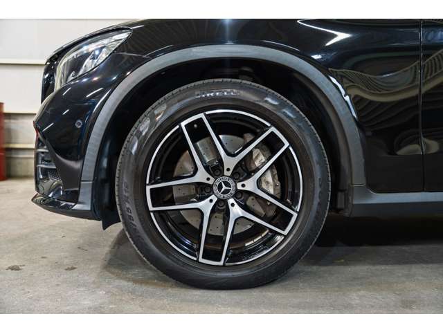 Mercedes-Benz GLC 10
