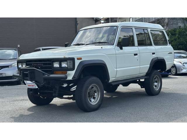 Toyota Land Cruiser 60 5