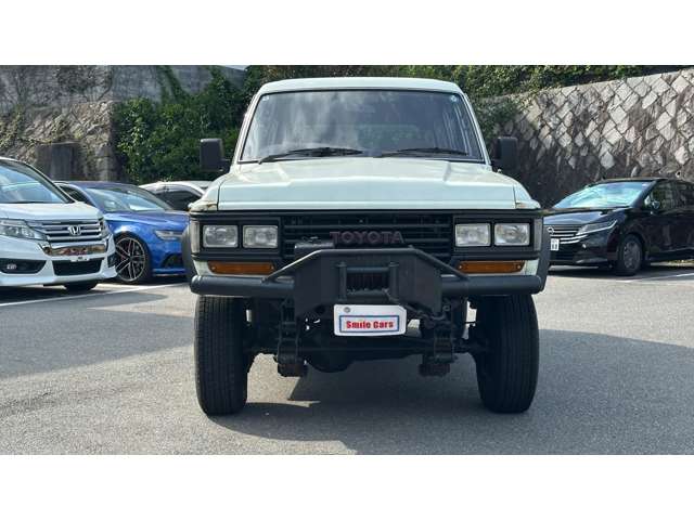 Toyota Land Cruiser 60 6