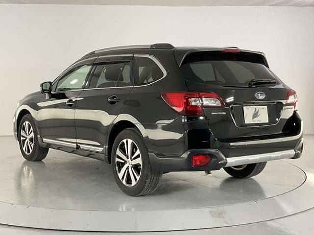 Subaru Legacy Outback 8