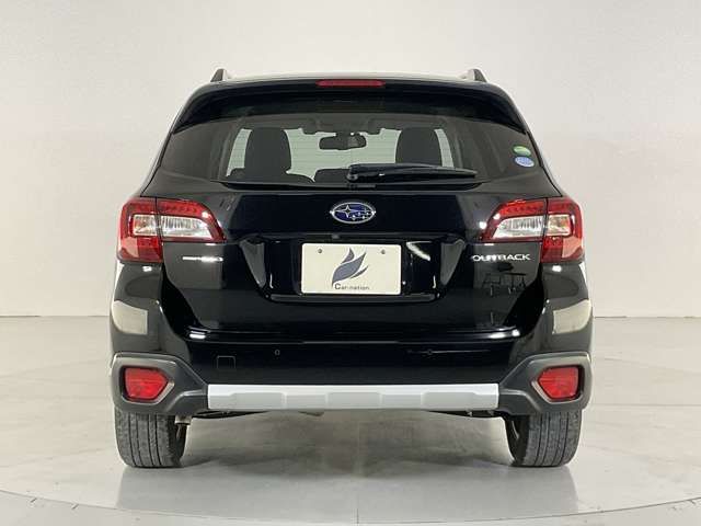 Subaru Legacy Outback 9