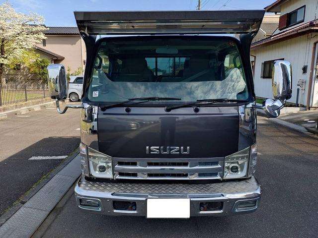 Isuzu Elf 7