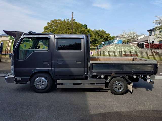 Isuzu Elf 10