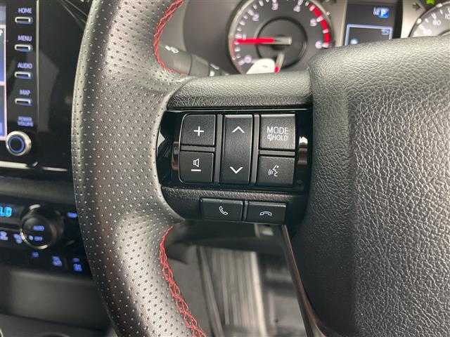 Toyota Hilux 12