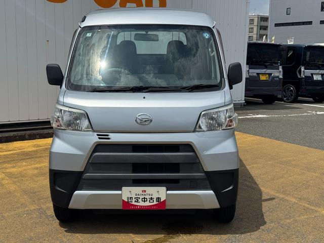 Daihatsu Hijet Deck Van 12