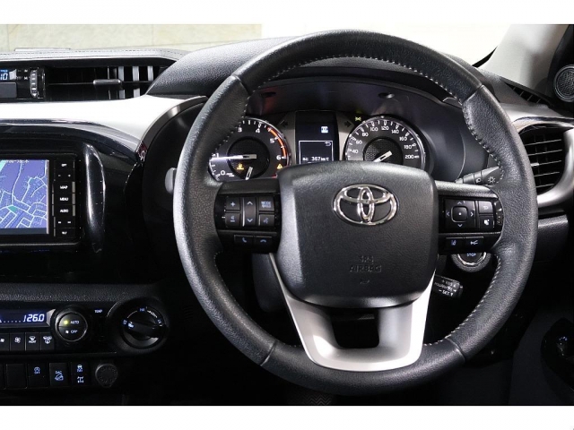 Toyota Hilux 7