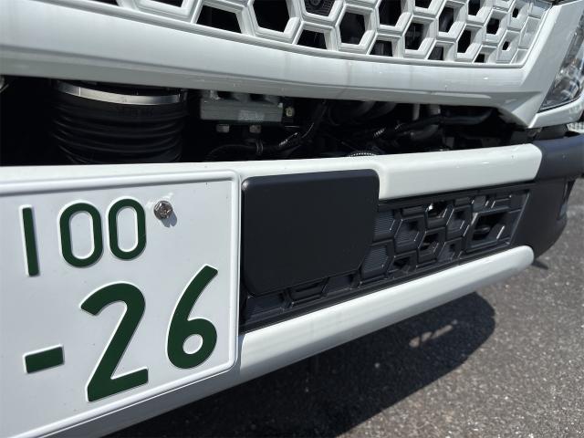 Mitsubishi Fuso Canter 8